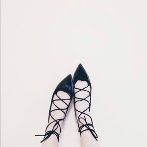Venilla suite lace shoe